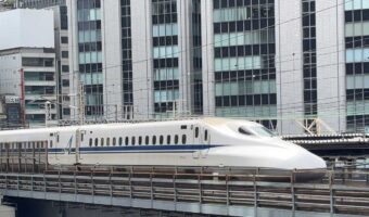 注意もできず耐えるしかなかった新幹線の時間・・・騒がしい家族の裏にあった「まさかの事情」とは